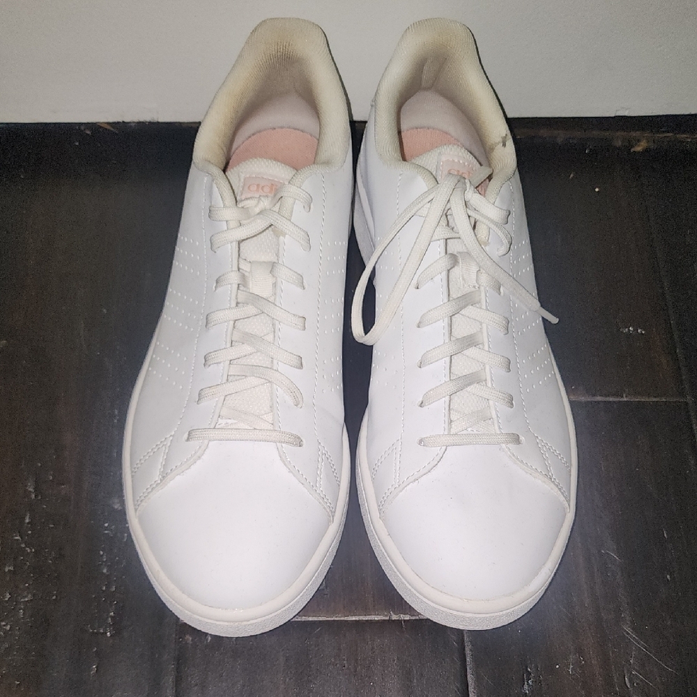 Adidas White Sneakers Classic Minimalist Design